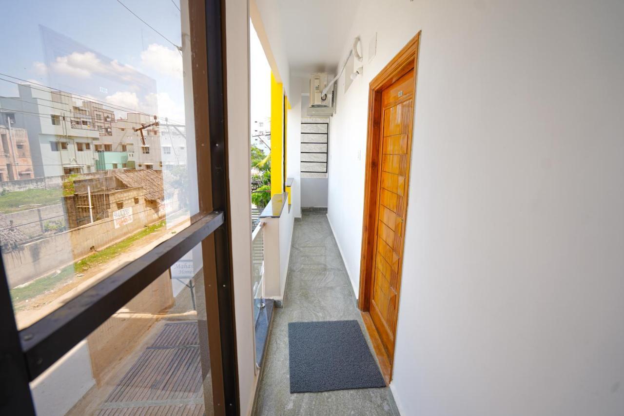 Mahasri Studio Apartments- Brand New Fully Furnished Air Conditioned Studio Apartments Τιρουπάτι Εξωτερικό φωτογραφία
