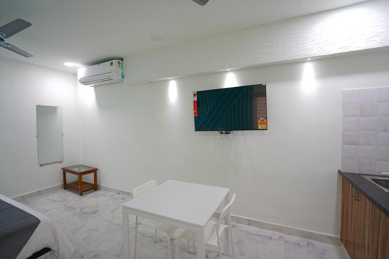 Mahasri Studio Apartments- Brand New Fully Furnished Air Conditioned Studio Apartments Τιρουπάτι Εξωτερικό φωτογραφία